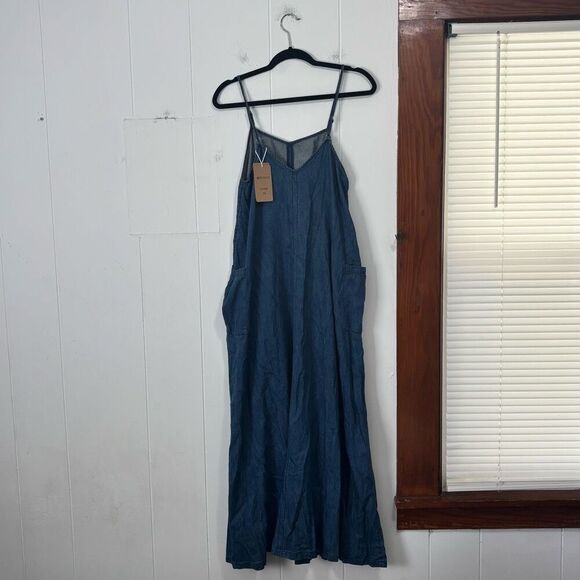 UTCOCO Dresses & Skirts - UTCOCO Denim Jumper Tank MIDI Dress NWT Size XS